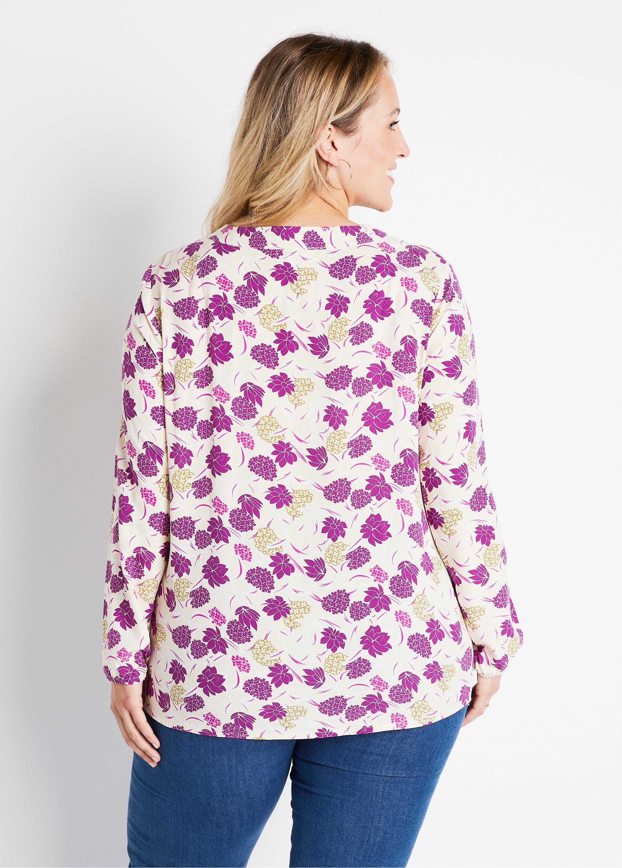 Loose_long_floral_print_tunic_Ecru_print_DO1_curvy