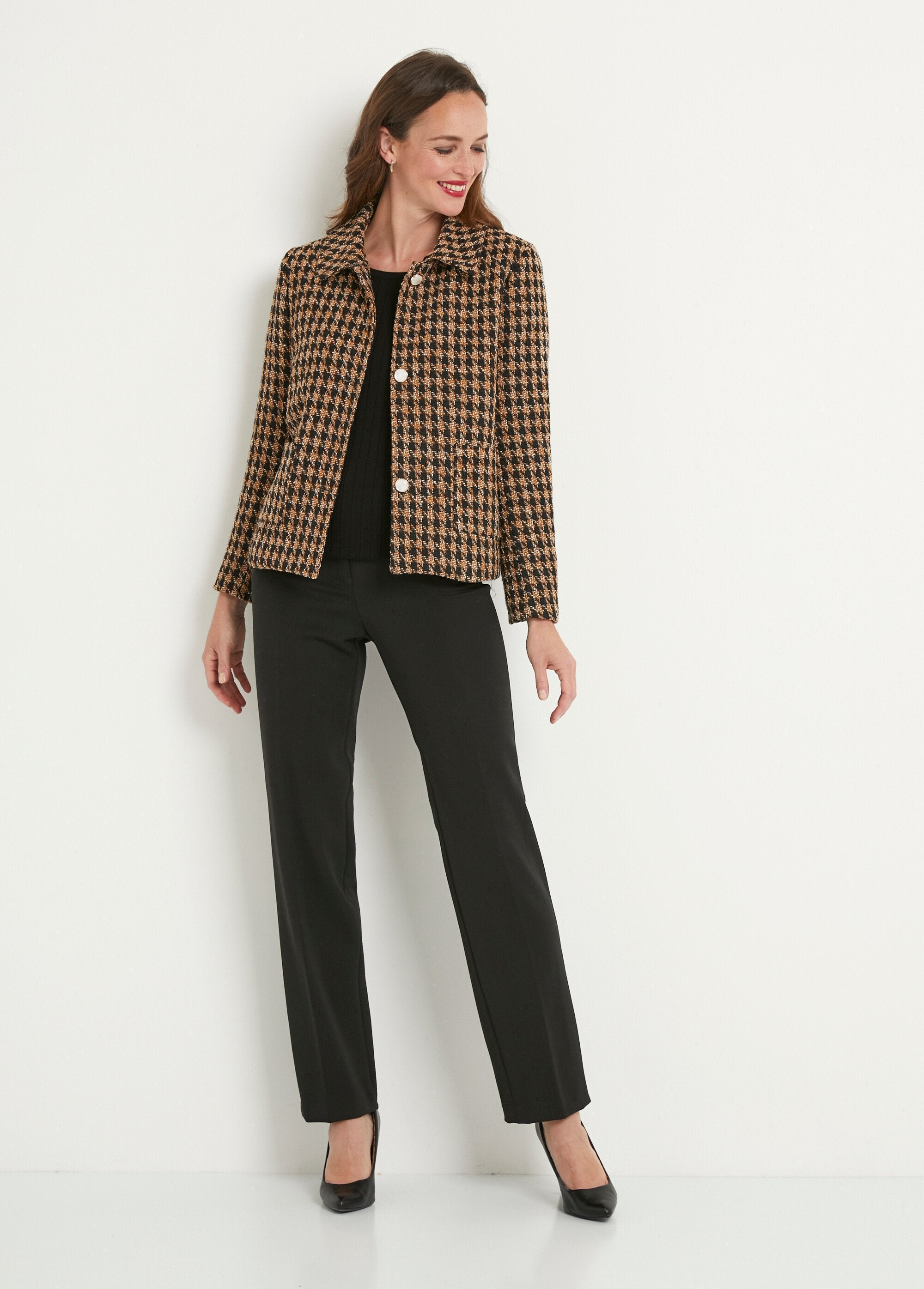 Short_jacquard_houndstooth_button-down_jacket_Camel_and_black_SF1_slim