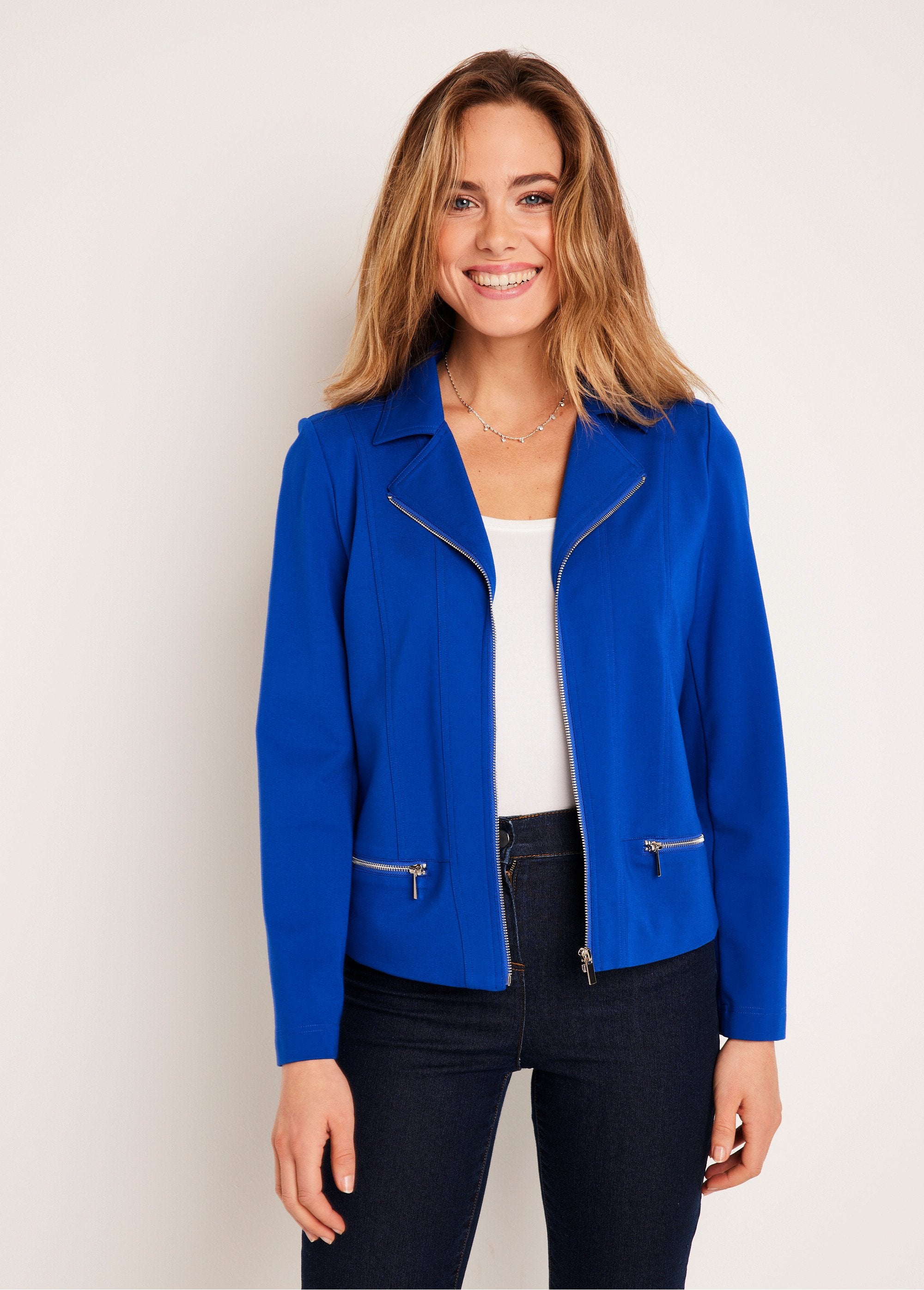 Short_straight_zipped_knitted_jacket_Hard_blue_FA1_slim