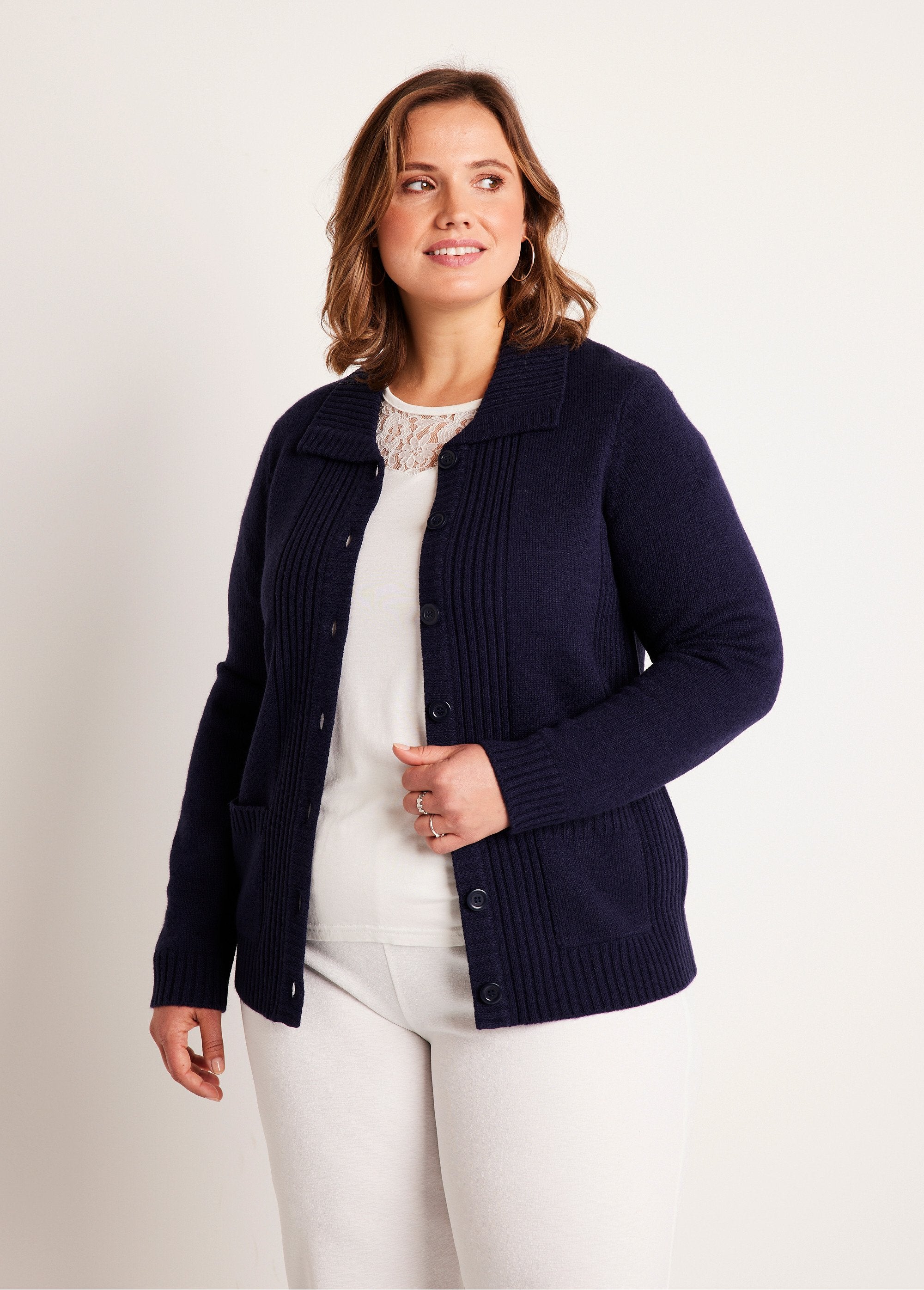 Thick_short_vest_jacket_Marine_FA1_curvy