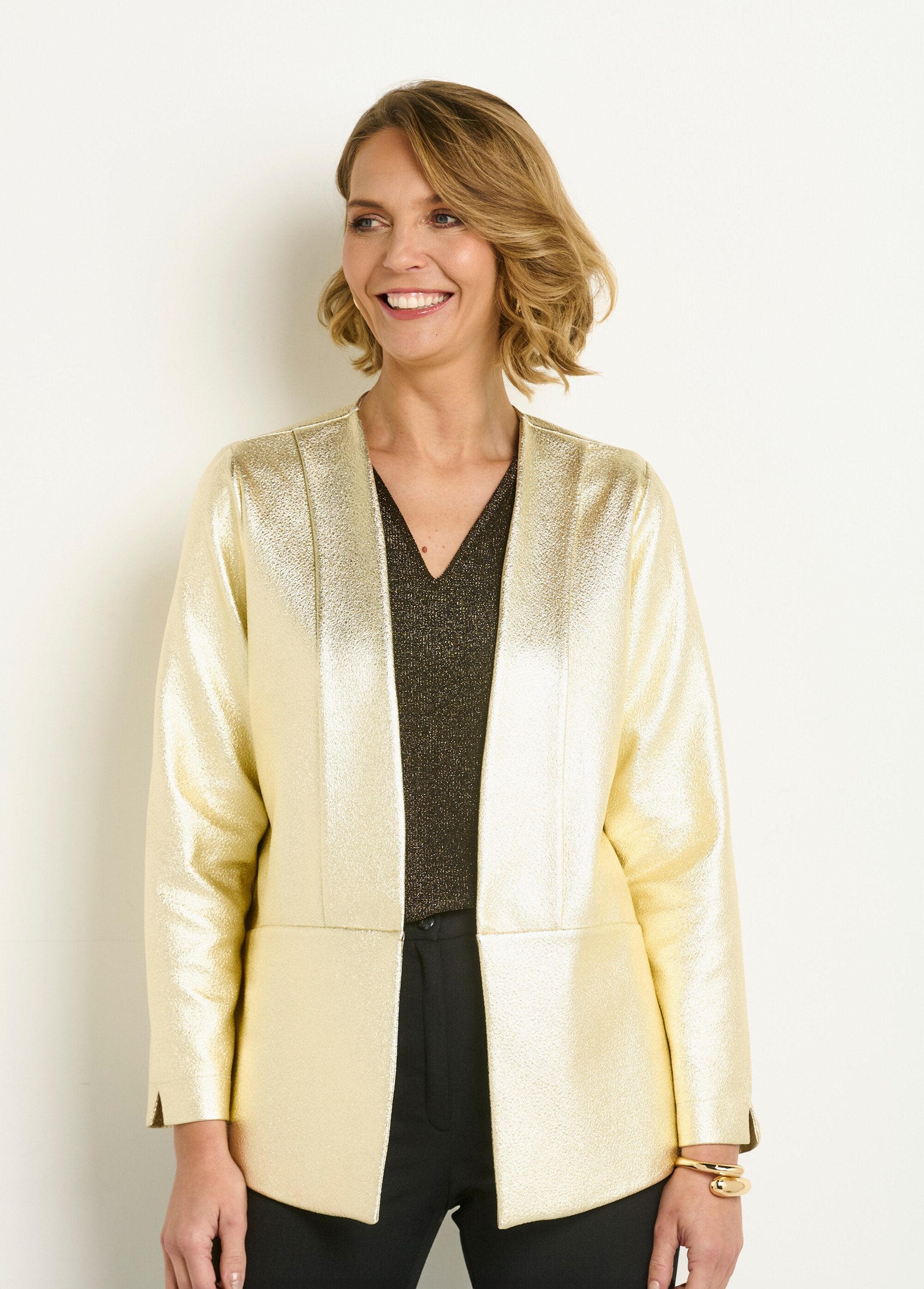 Metallic_edge-to-edge_blazer_jacket_Golden_FA1_slim